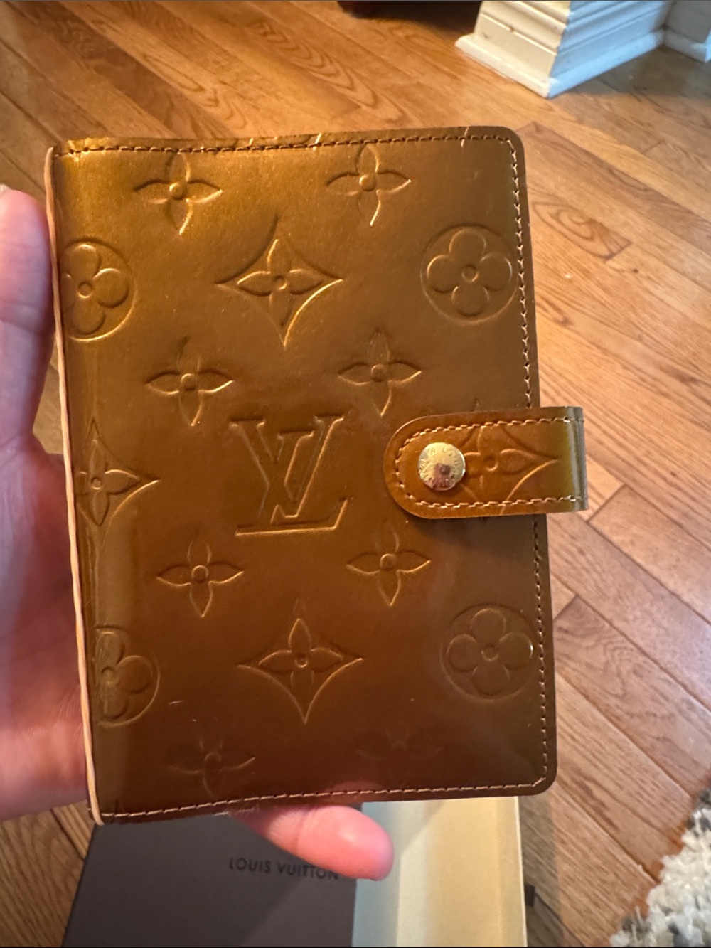 Louis Vuitton Cognac Vernis Monogram Agenda Cover - Picture 6 of 9